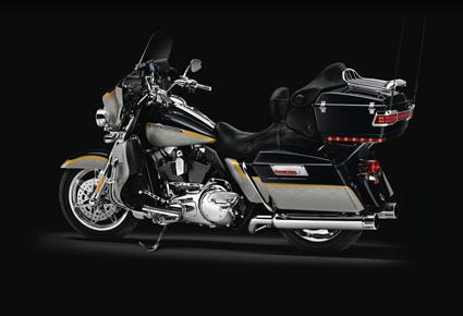 HARLEY-DAVIDSON   تطرح Electra Glide الأنيقة